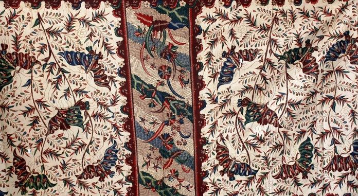 26. batik bangkalan madura