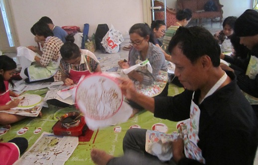 11. SEMANGAT MEMBATIK