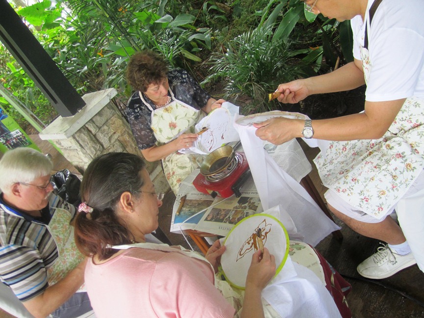 21.NYANTING - HOLLAND