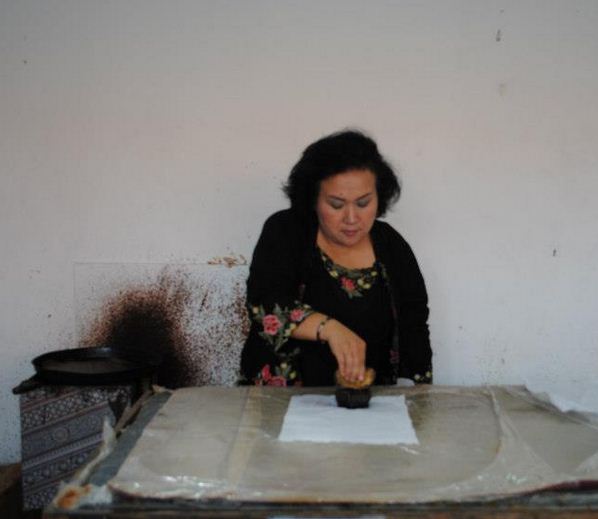 reni ngecap di museum