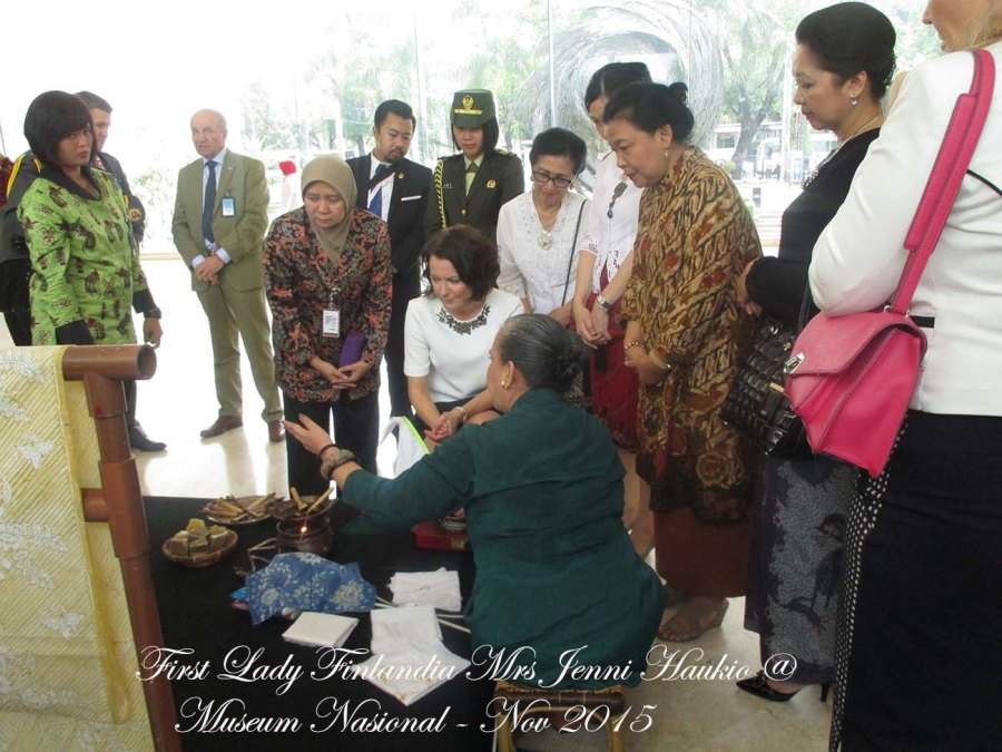 10. awal mau mbatik IMG_4639