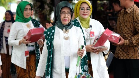 22.sudjiatmi-notomihardjo